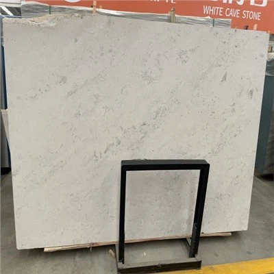 לוח טרוורטין לבן לקיר